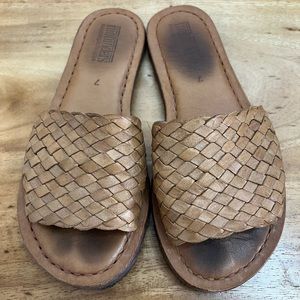 Mohinders Woven Sandal